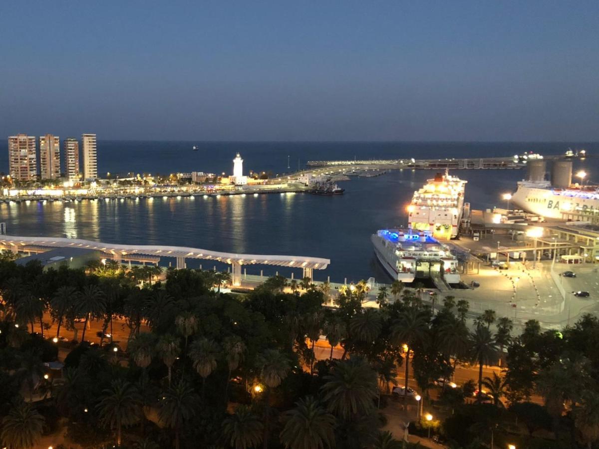 Ohana Beachfront Malagueta Malaga Exterior photo
